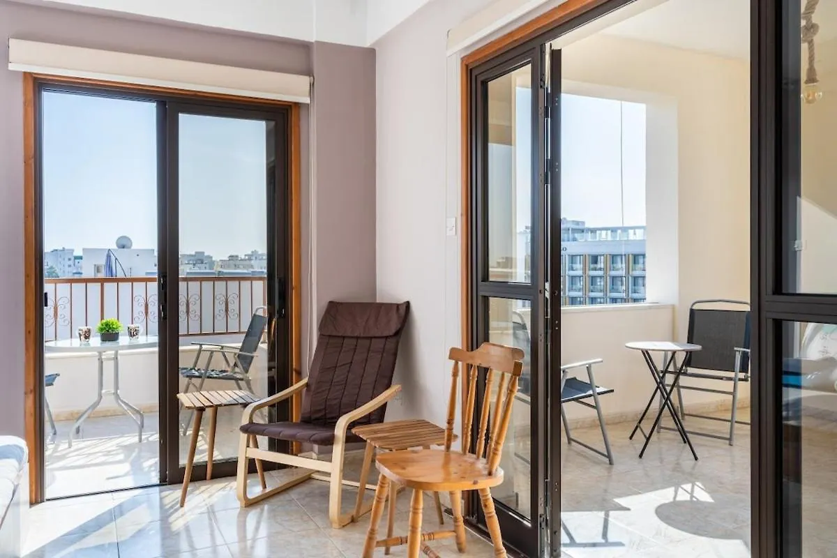 Ani'S Stylish Studio W Terrace In 라르나카 키프로스